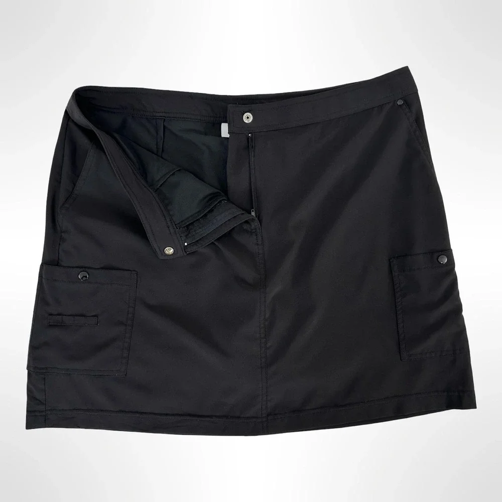 Chico's Zenergy Golf Skort Womens XL Black Stretch Cargo Pockets Built In Shorts